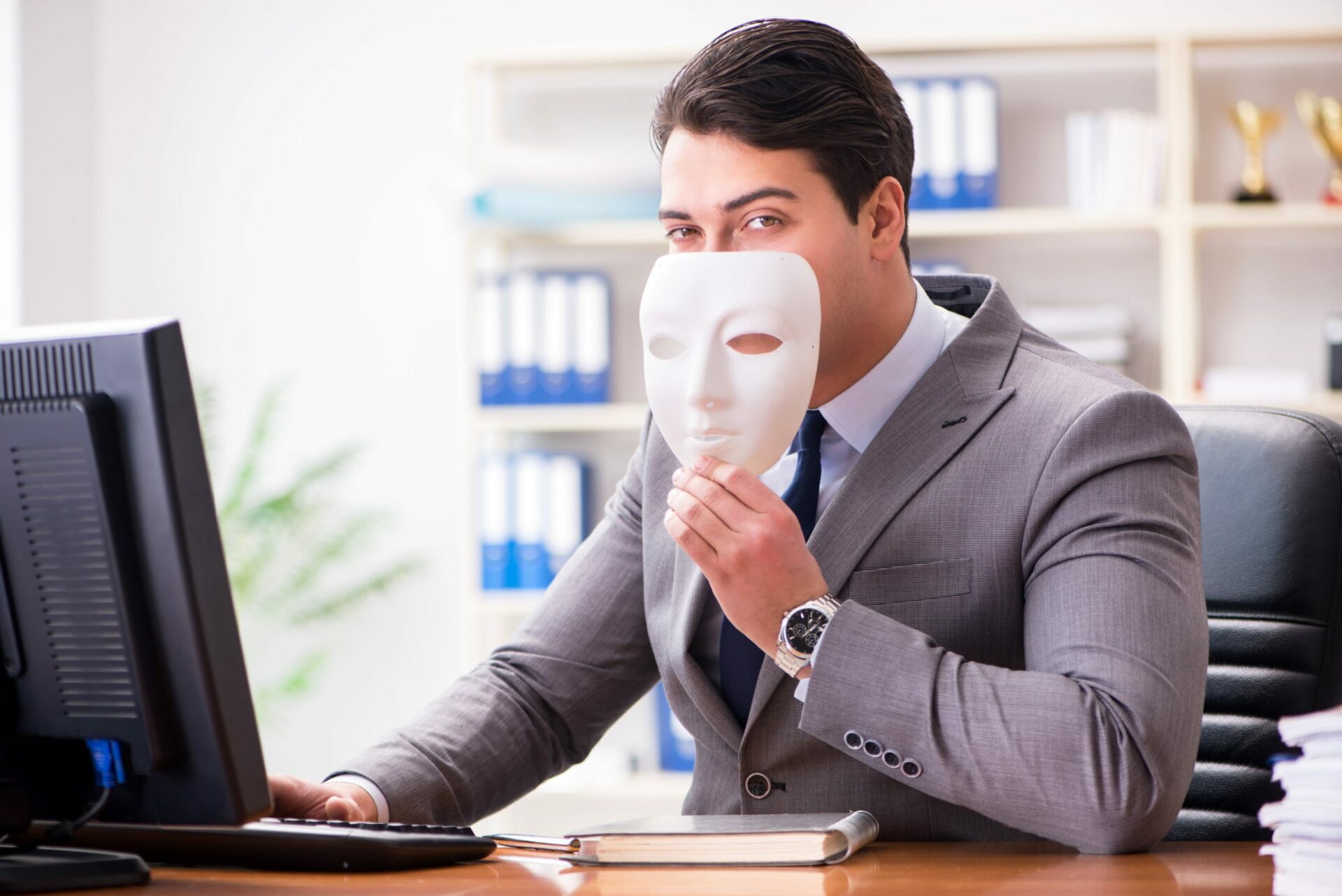 Corporate Crime & Risks, Business Clients - Saracens Solicitors